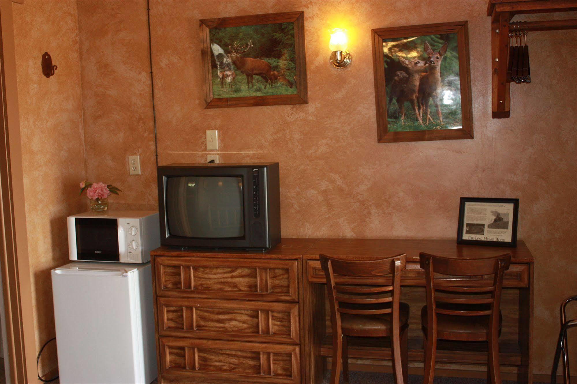 Green Creek Inn And Rv Park วาพิทิ ภายนอก รูปภาพ